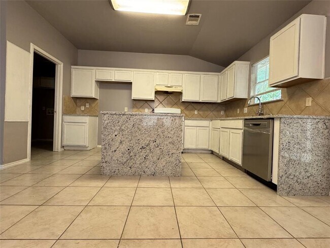Building Photo - 1412 Vanilla Bean Dr