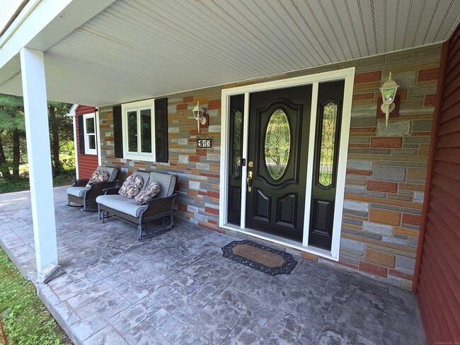 Building Photo - 913 Pleasant Valley Rd