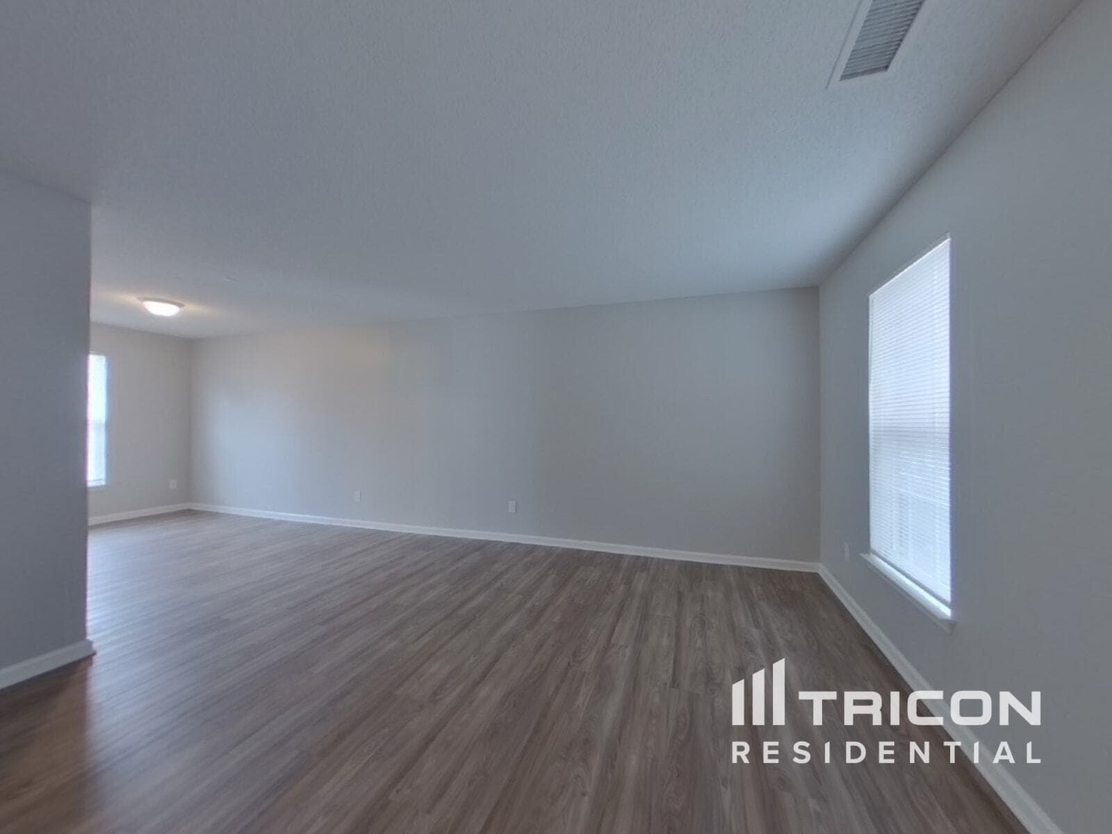 Building Photo - 8605 Appledale Dr