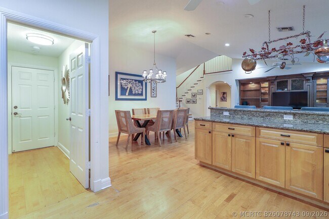 Building Photo - 16672 78th Dr N