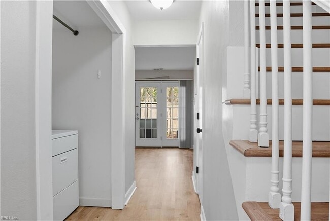 Building Photo - 2421 Julie Ct