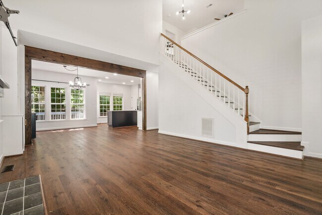 Building Photo - 8626 Carileph Ct