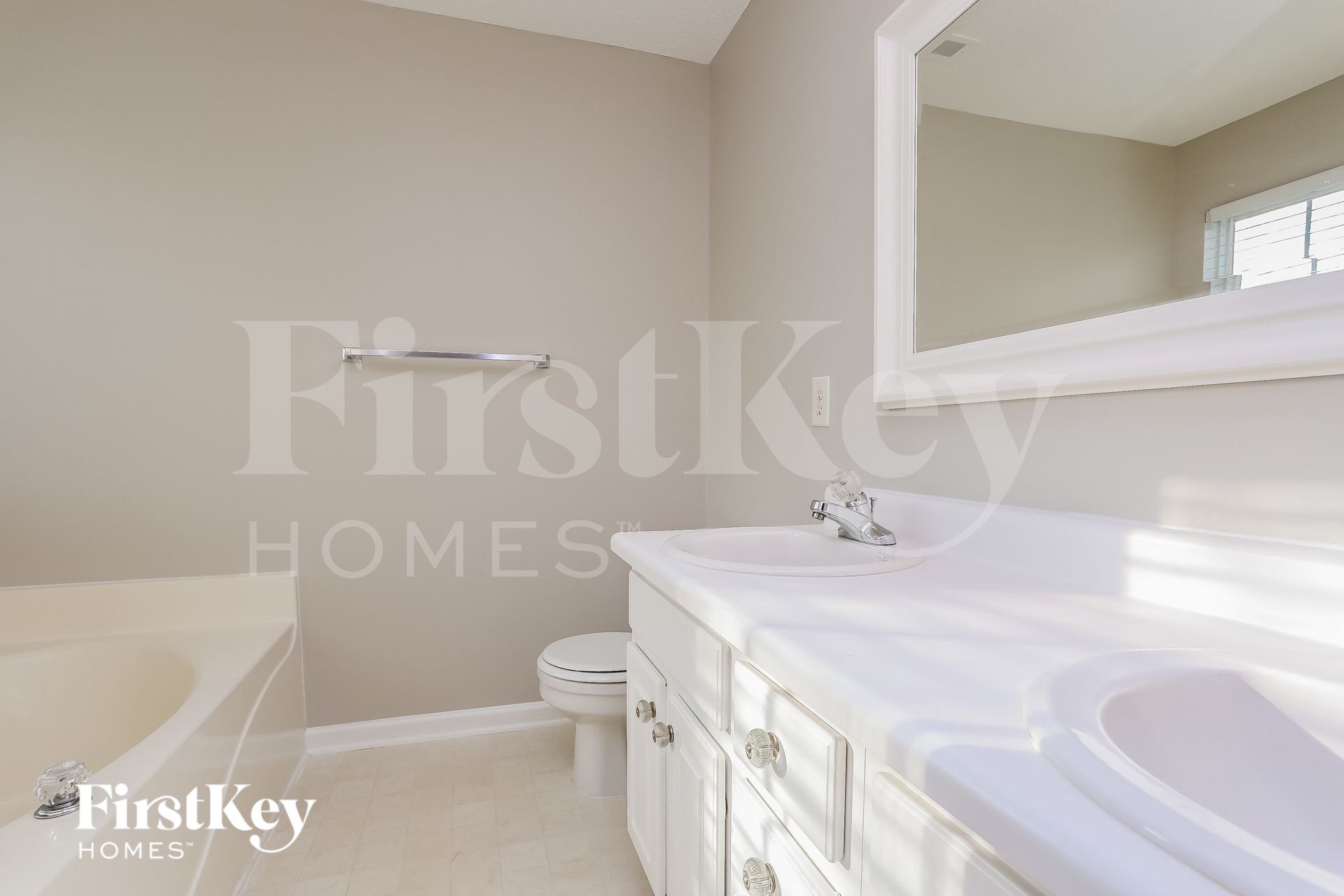 Building Photo - 1115 Fieldstone Dr