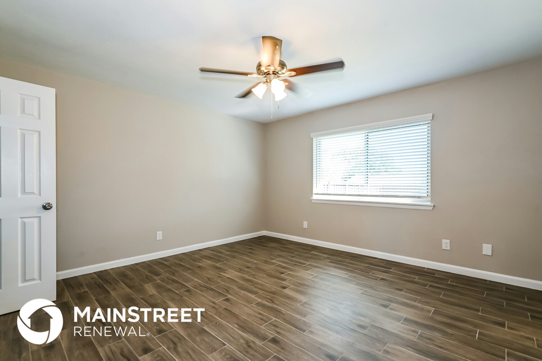 Building Photo - 308 Rockcrest Dr