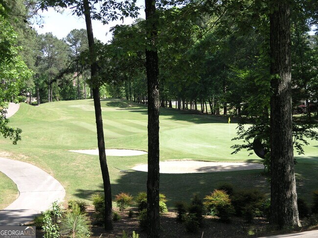 Building Photo - 1111 Surrey Ln