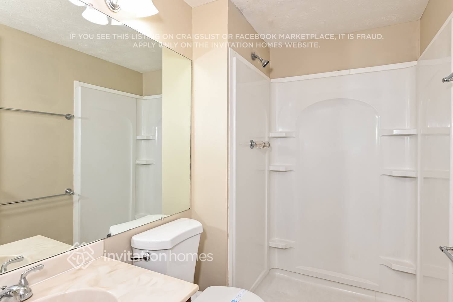 Building Photo - 445 N Pond Trail