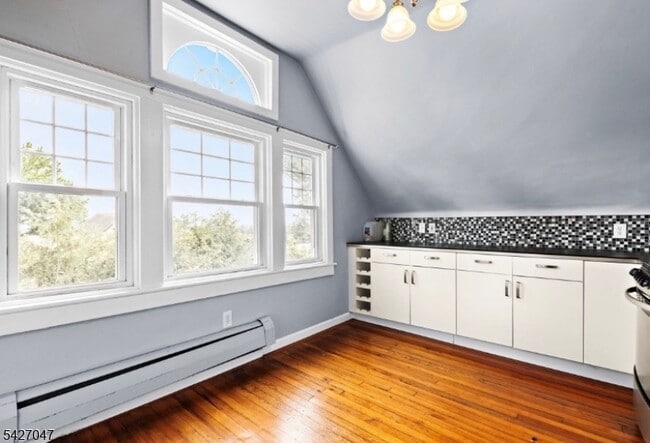 Building Photo - 74 S Mountain Ave