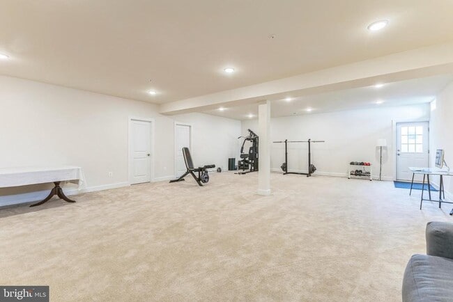 Building Photo - 2871 Broad Wing Dr