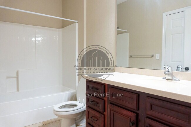 Building Photo - 2291 Del Carmel Way