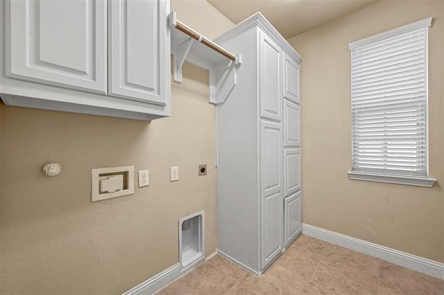 Building Photo - 602 Whitetail Rd