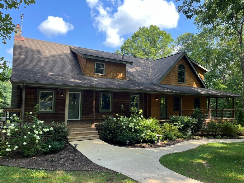 Primary Photo - 403 Courthouse Rd