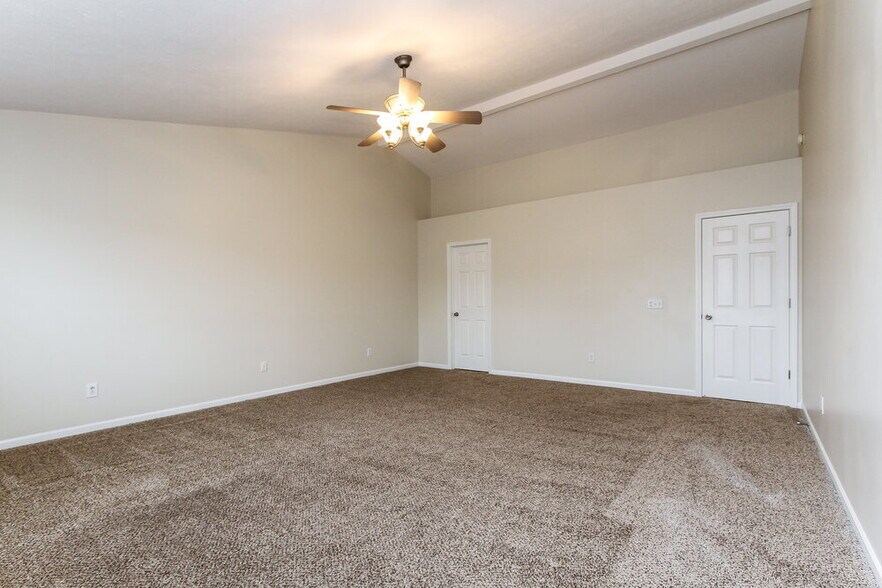 Building Photo - 1685 Cedar Mill Dr