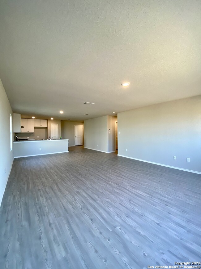 Building Photo - 2852 Rosefinch-