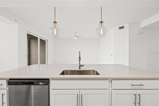 Building Photo - 19015 Scallop Lp