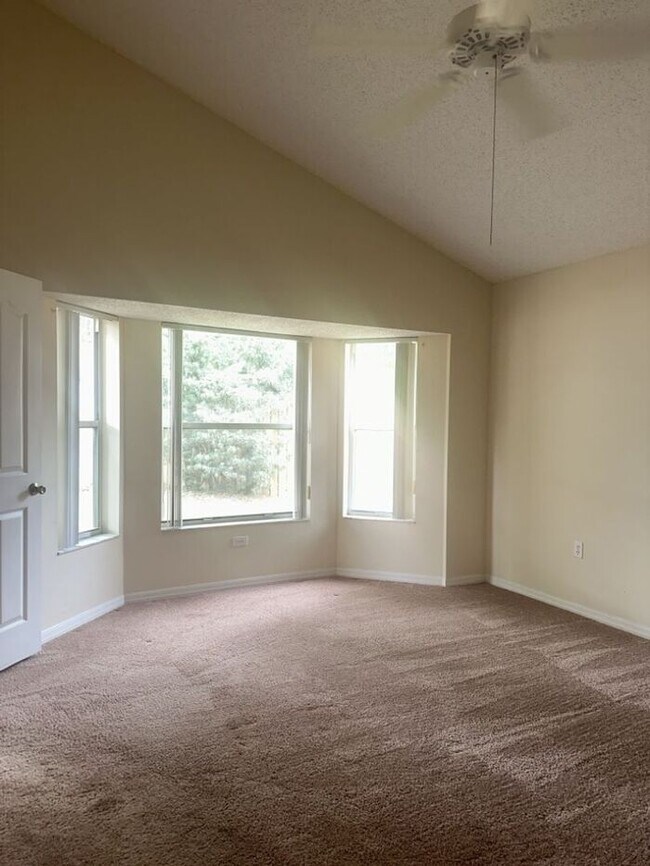 Building Photo - WEST BAY