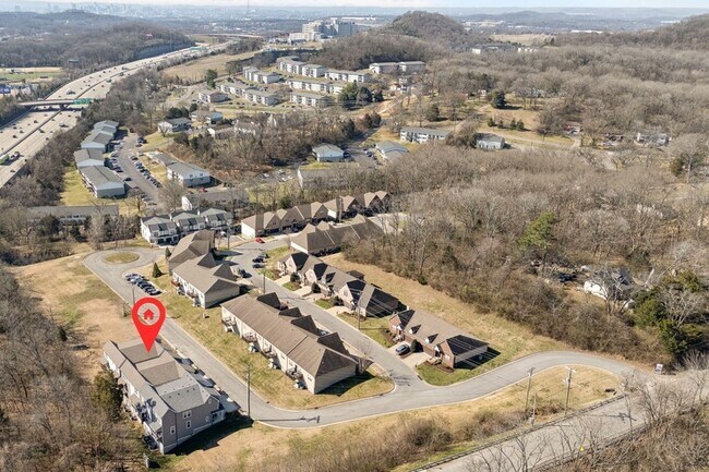 Building Photo - 2109 Chadwell Retreat Dr