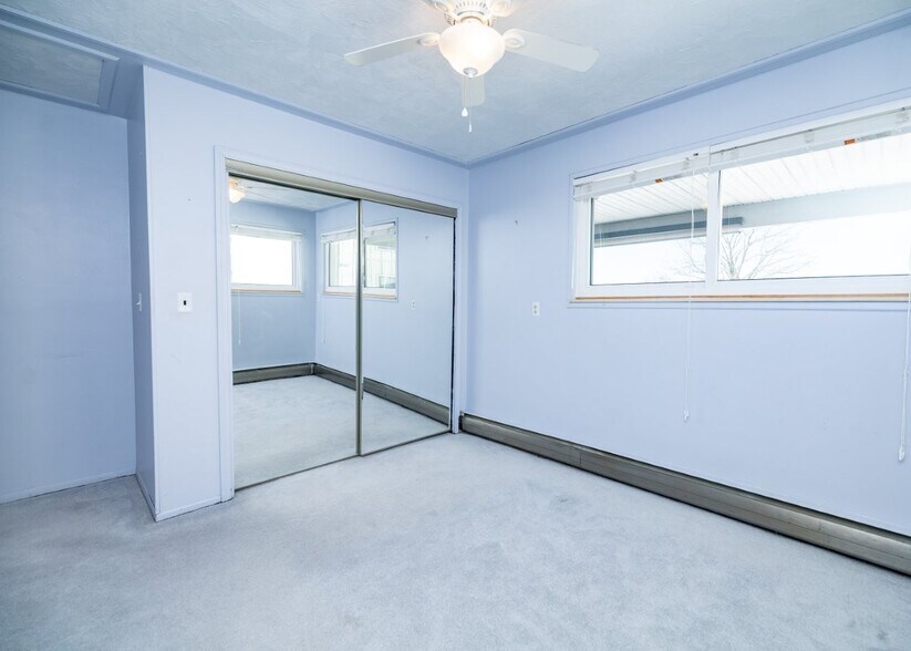 Bedroom 3 - 504 Burgess Dr