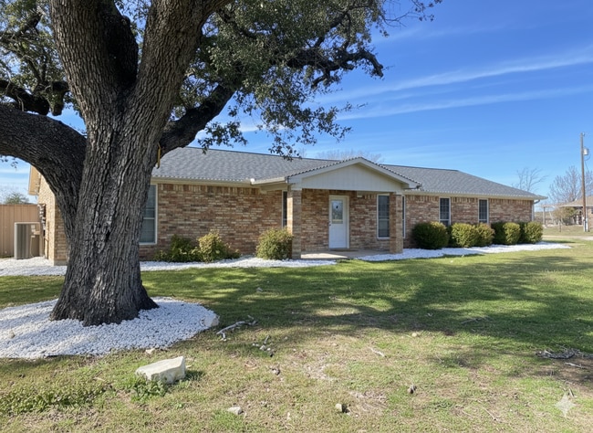 Building Photo - 953 Co Rd 3351