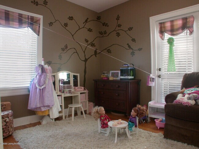 Building Photo - 2316 Carolina Ave