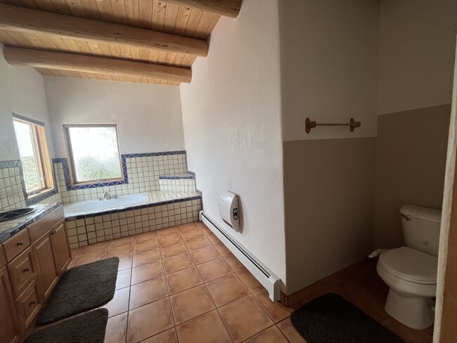 Building Photo - 70 Camino de los Arroyos