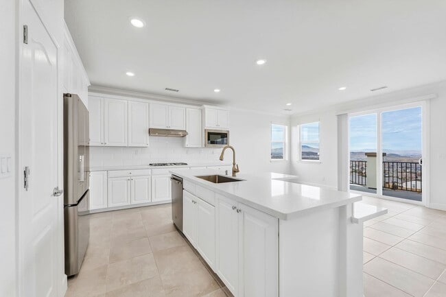 Building Photo - Panoramic views of the valley with a modern updated home!