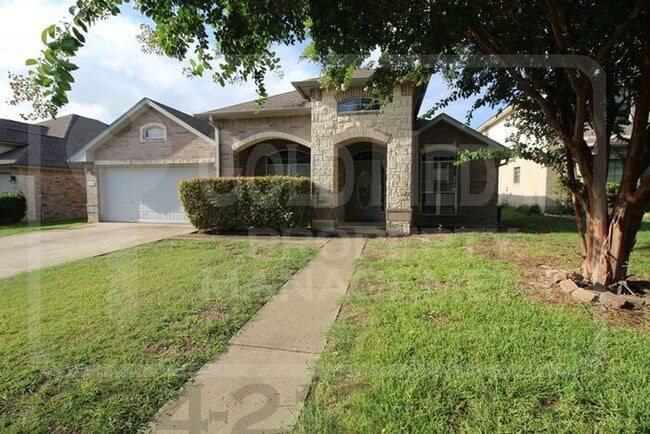 Building Photo - 2908 Tucson Dr