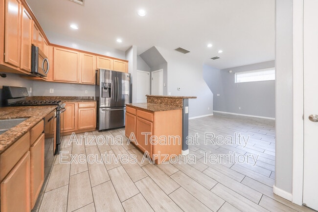 Building Photo - 2262 W Night Air Ln