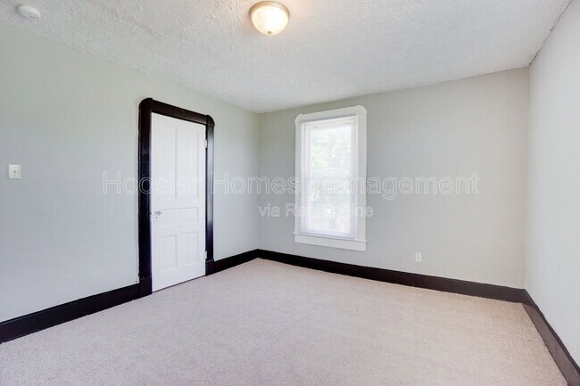 Building Photo - 2511 Turner Ave