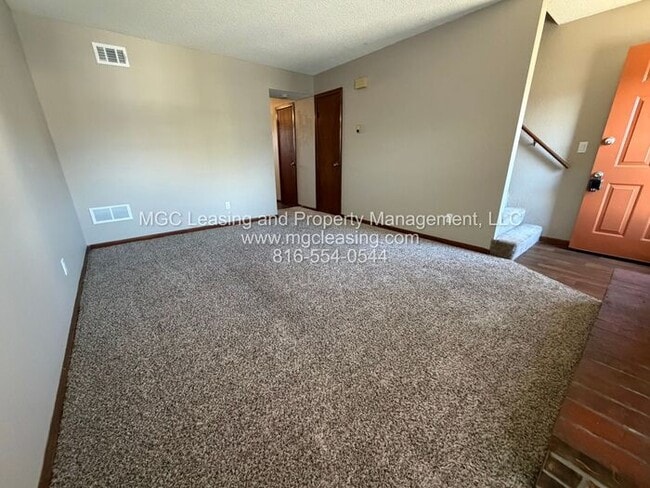 Building Photo - Millwood Townhomes Special - $1,000 Rent Credit w/ a 15 Month Lease!