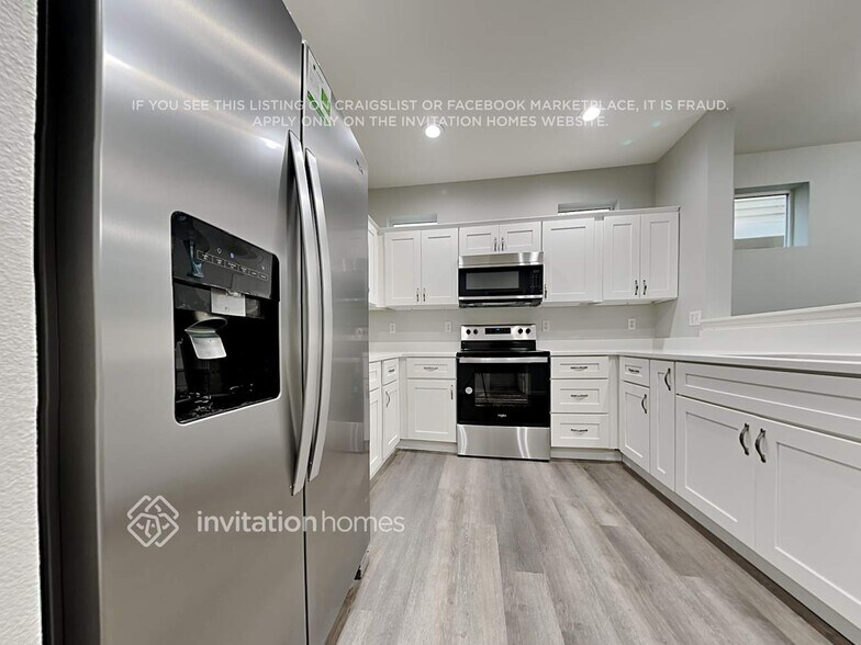 Building Photo - 4351 Crestone St NE
