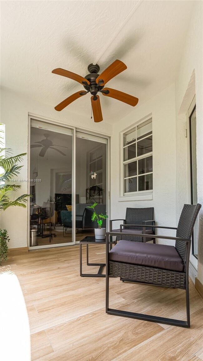 Building Photo - 3245 NE 184th St