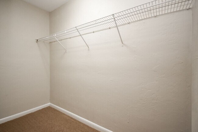 Building Photo - 501 SW 75th St