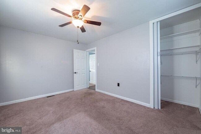 Building Photo - 11419 Greenberry Rd