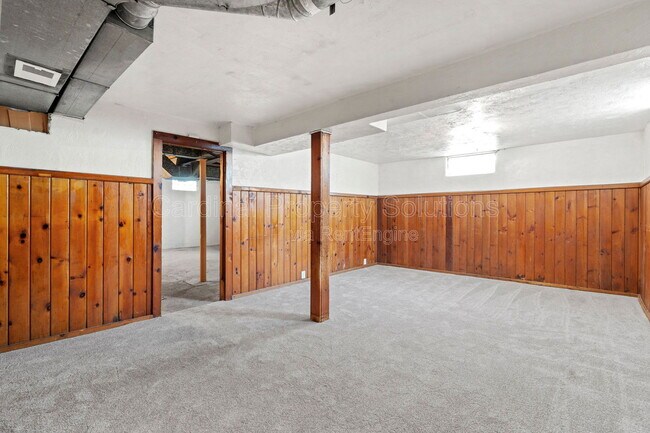 Building Photo - 2602 Elmo Pl