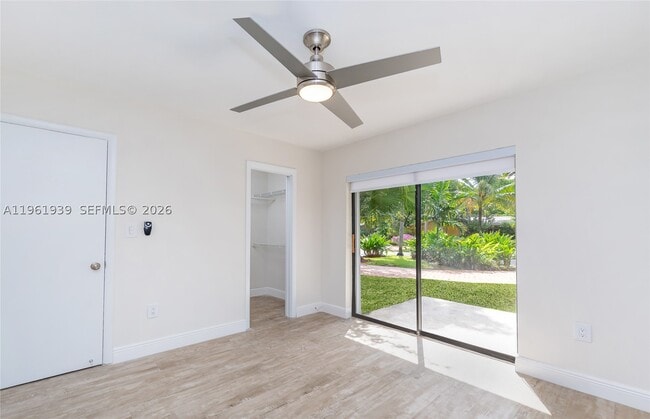 Building Photo - 310 Harbor Dr