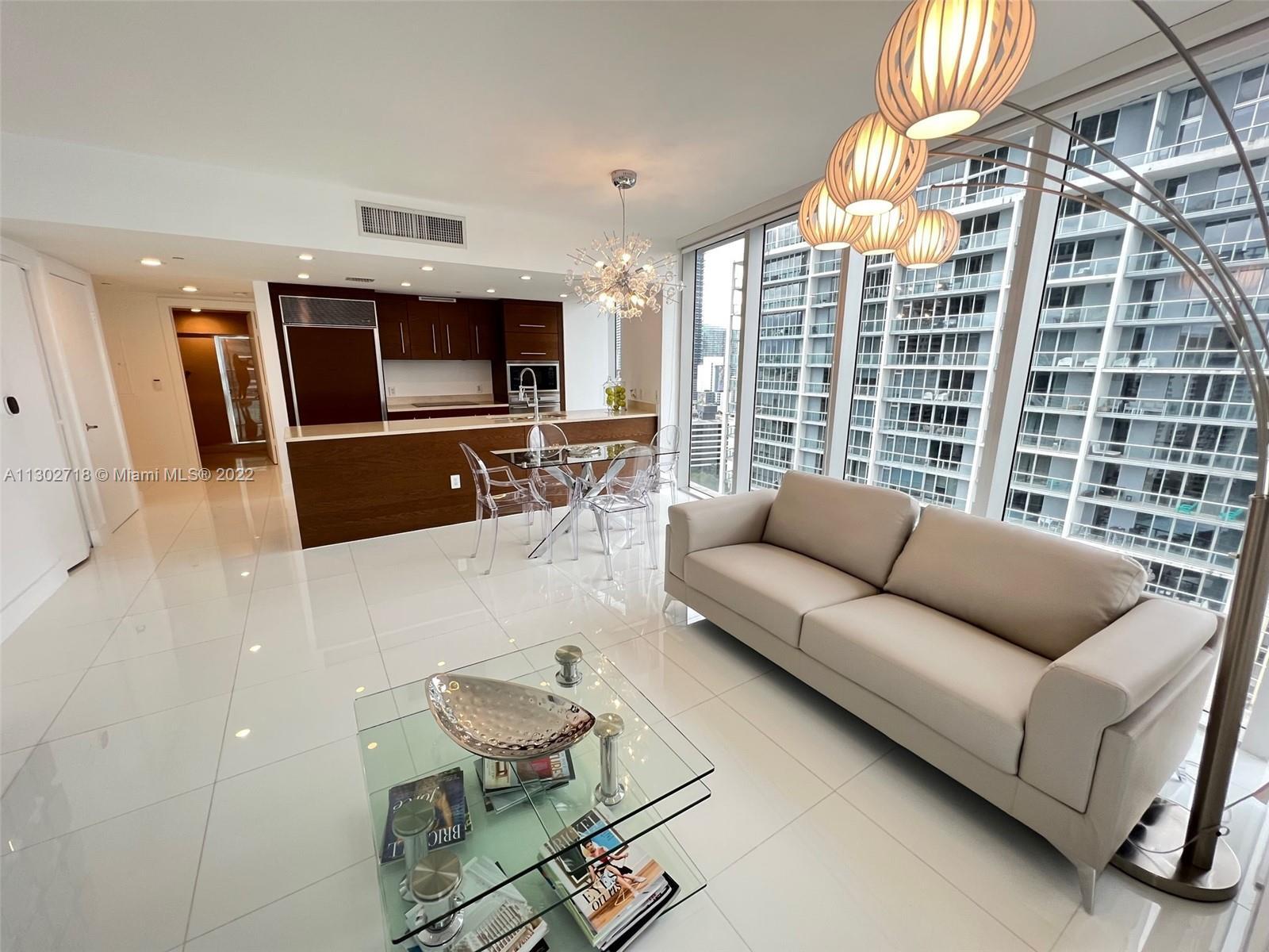 Building Photo - 475 Brickell Ave