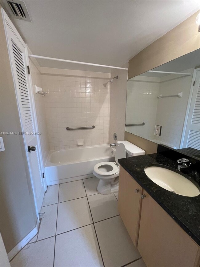 Building Photo - 2829 N Course Dr