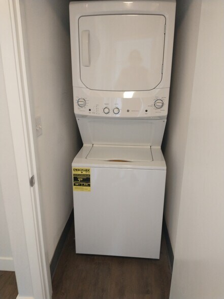 washer dryer - 7607 8th Ave NW
