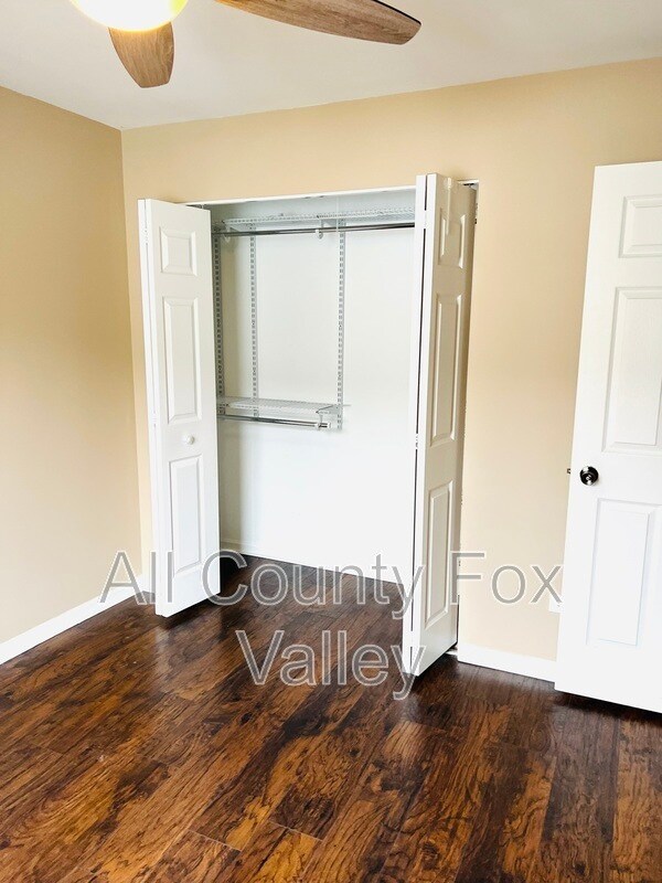 Building Photo - 7160 Center Ave