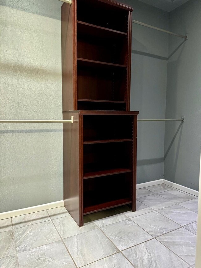 Building Photo - 5722 2nd Pl