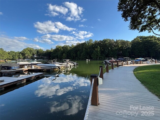 Building Photo - 111 Monterey Dr