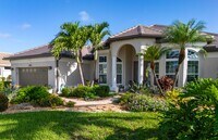 Building Photo - Seabird Villa