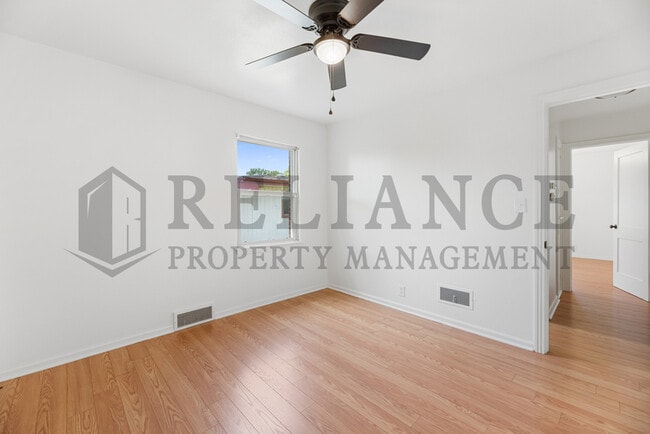 Building Photo - 1008 N Edgemoor St