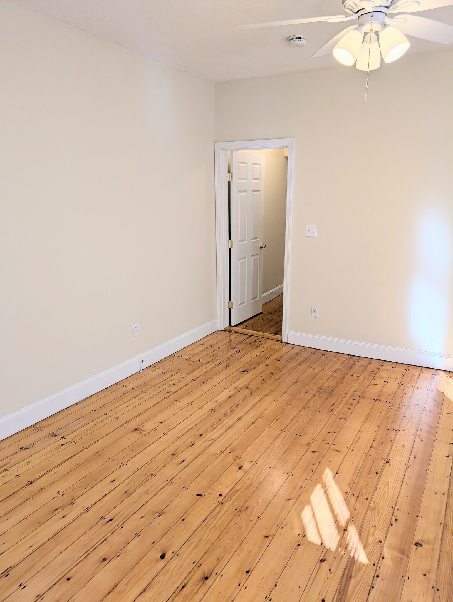 Building Photo - 29 Gorham St