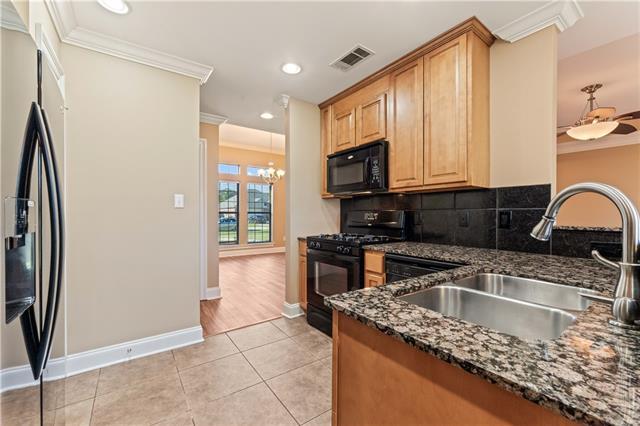 Building Photo - 16099 Blue Bayou
