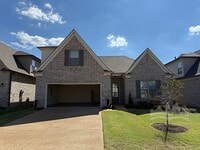 Building Photo - 100 Downy Birch Cv