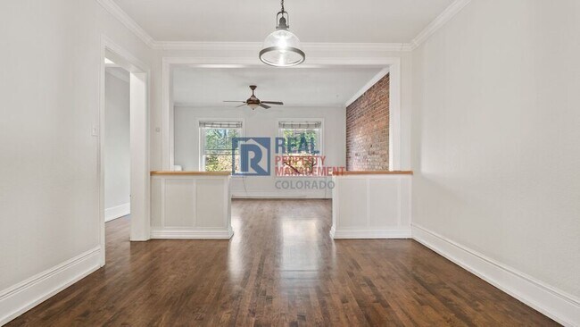 Building Photo - 541 E 14th Ave
