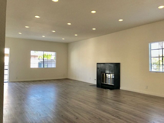 Living Room - 11827 Goshen Ave