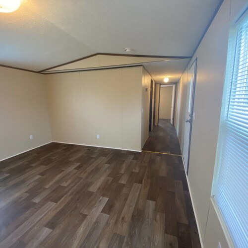 Building Photo - 115 English Ln