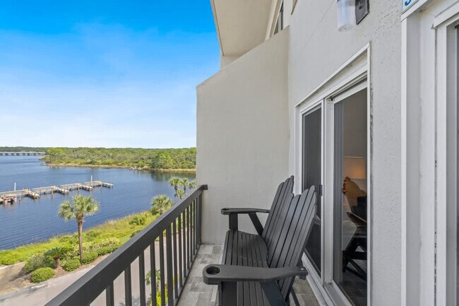 Building Photo - 23223 Front Beach Rd